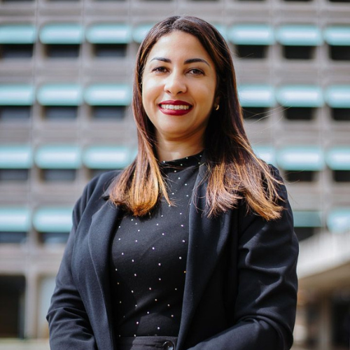 Janaina Cristine T. Freire
